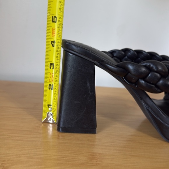 Anne Klein black braided sandals size 6 - Picture 7 of 7